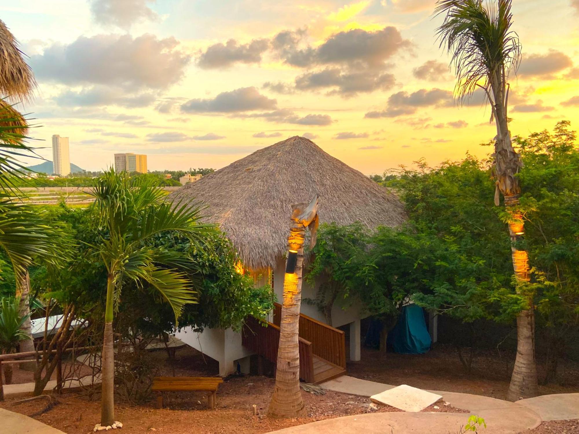 Palm Valley Cabins Mazatlan Exterior photo