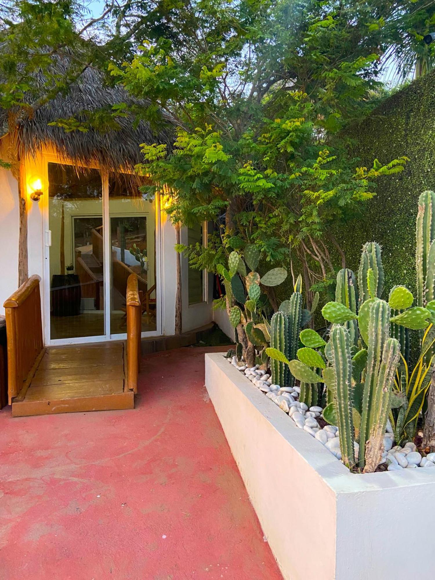 Palm Valley Cabins Mazatlan Exterior photo