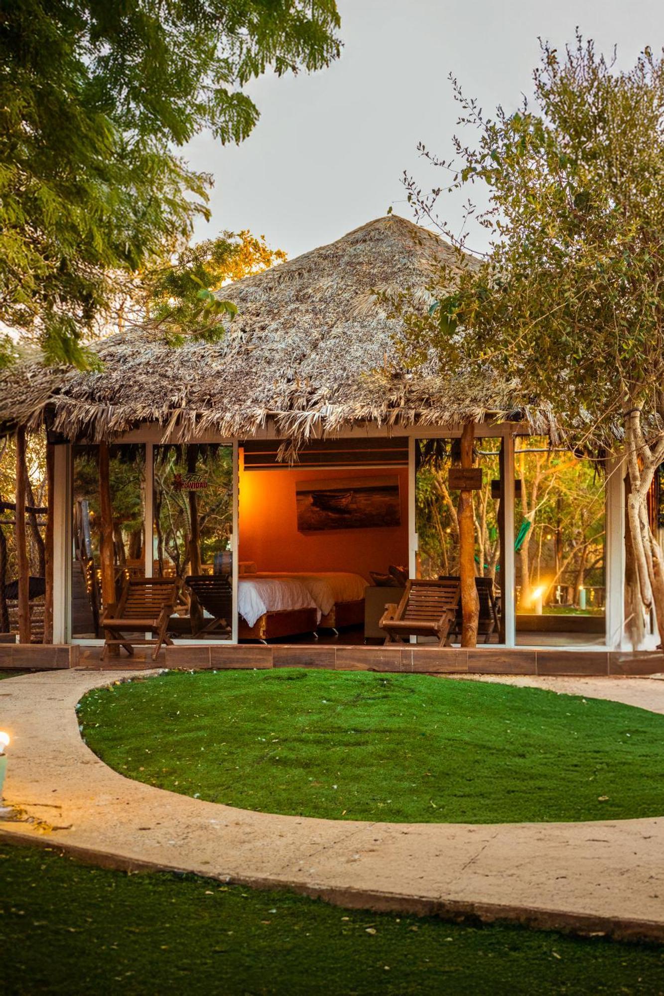 Palm Valley Cabins Mazatlan Exterior photo
